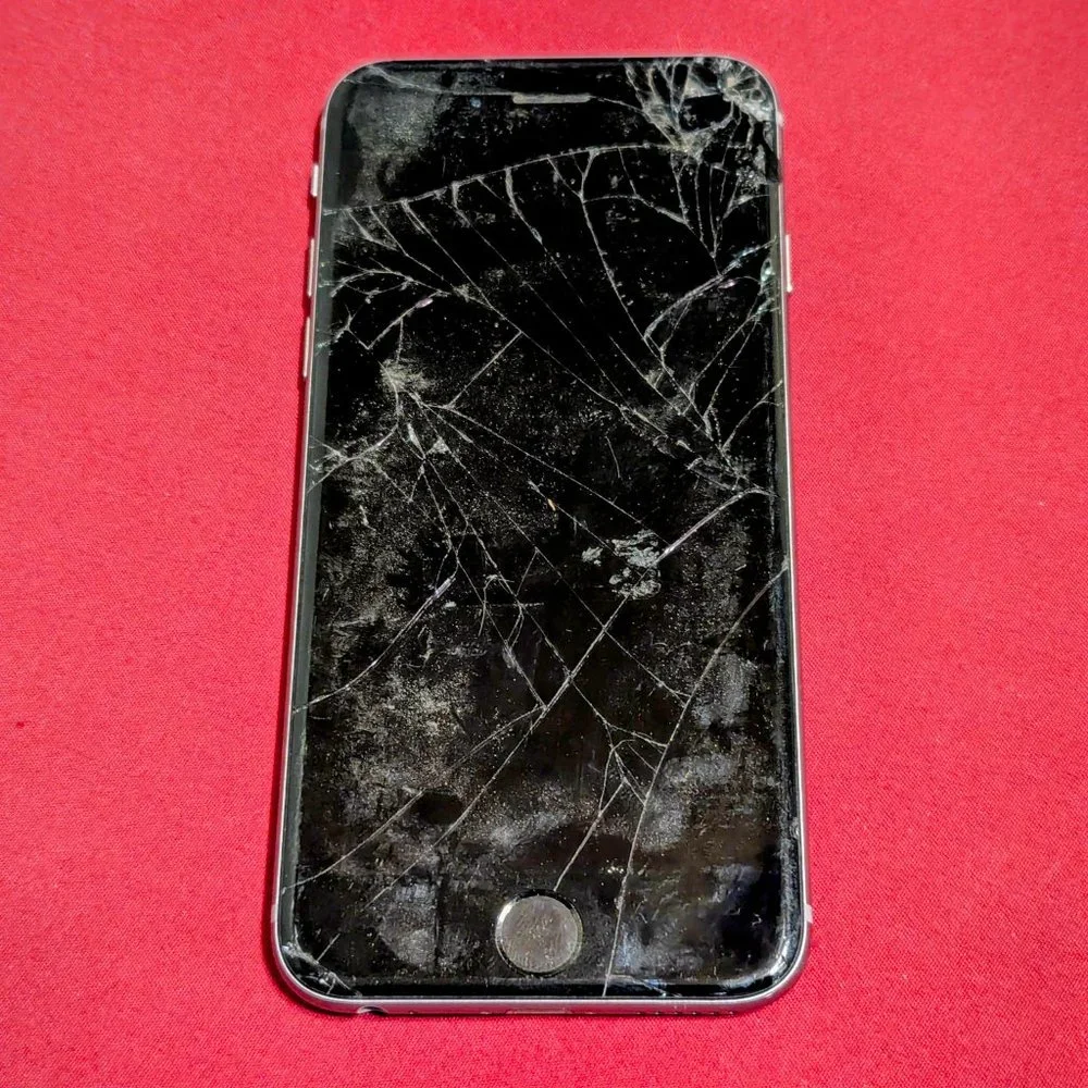 iPhone 6 (A1549) - 16 GB #6 (For parts)***